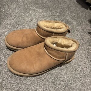 UGG classic ultra mini boot